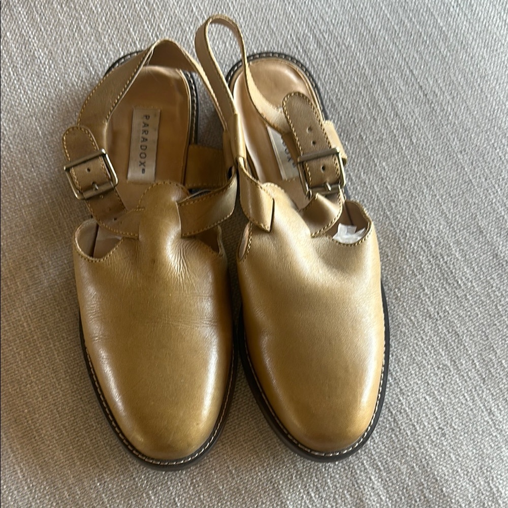 Paradox Tan Sandals Elegant Slingback Design